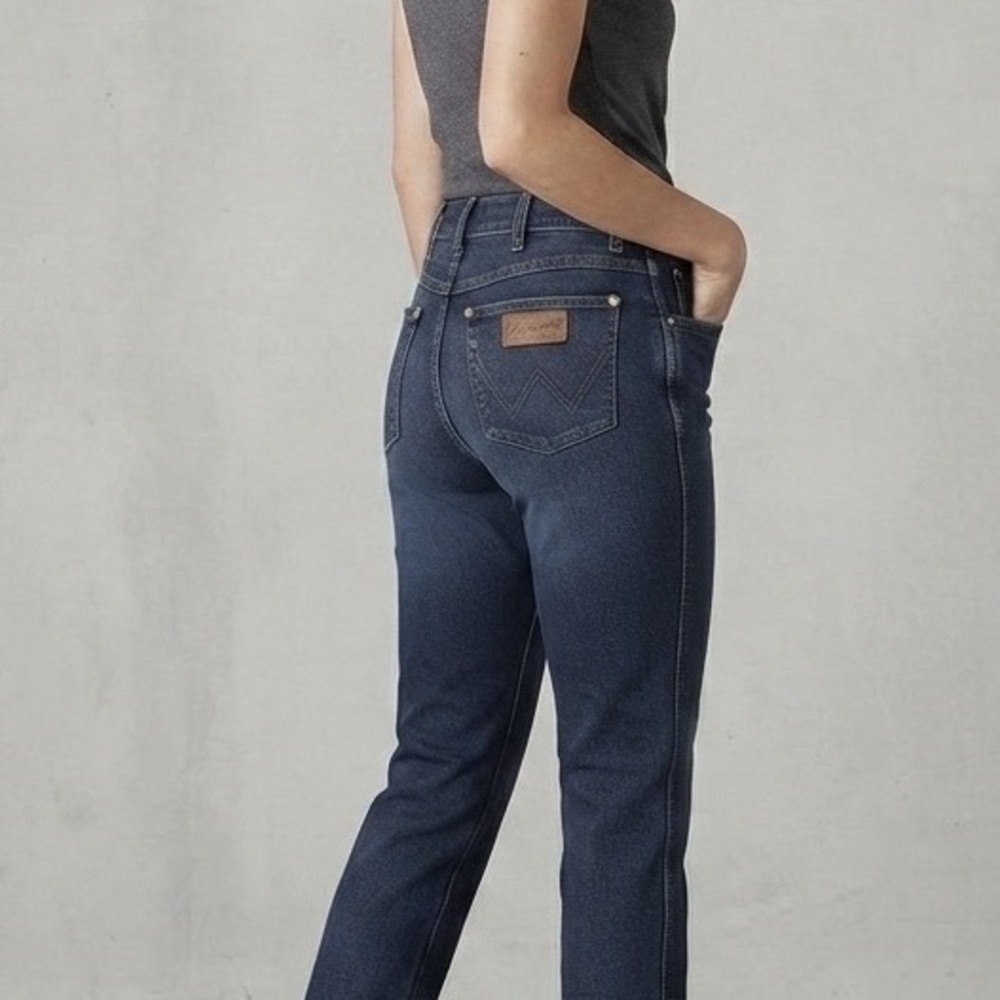 Wrangler Retro High Rise Straight Leg Jeans Dark Wash Size 25